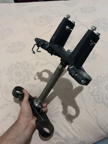 Mesa superior é inferior fz15