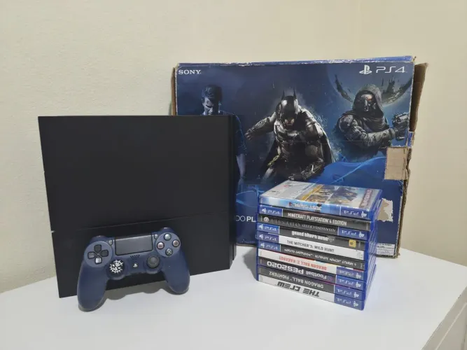 PS4 + Controle Original + 10 Jogos(Preço Negociável)