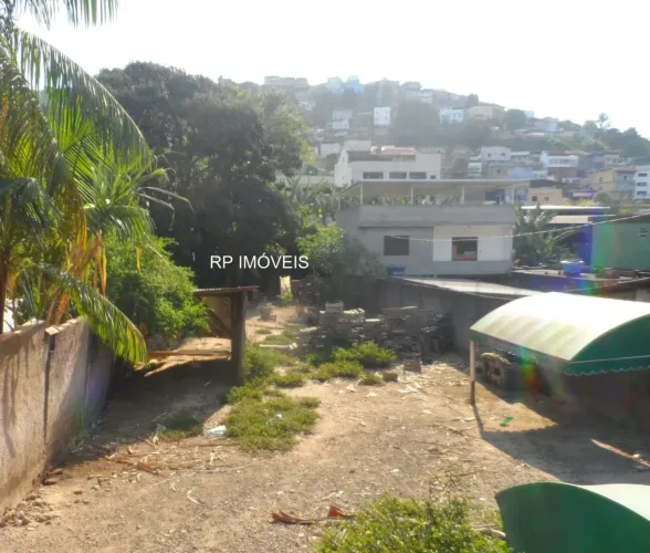 Imóvel para venda tem 520 metros quadrados em Santos Dumont - Juiz de Fora - MG