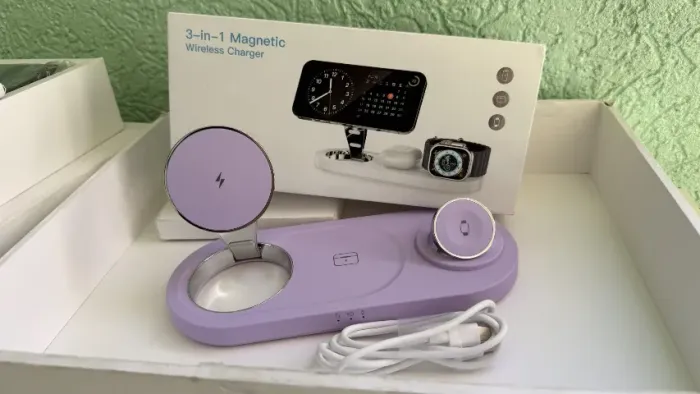 Carregador por indução TURBO 15w 3 em 1 (iPhone, Apple Watch e AirPods - somente Apple)