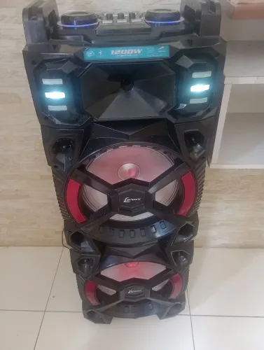 Vende se caixa de som