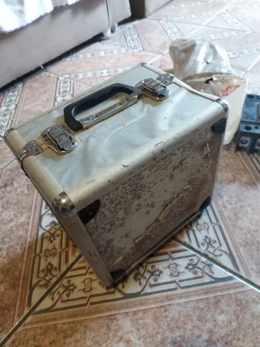 Parafusadeira e furadeira makita