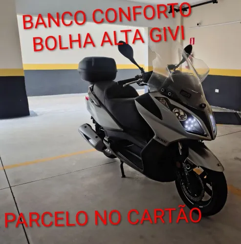 Suzuki kymco downtow 300. Aceito troca moto baixa cilindrada