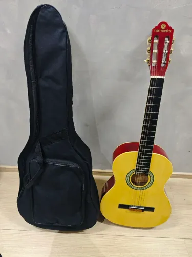 Violão Harmonics com capa