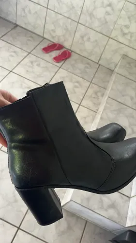 Bota feminina número 39 nova