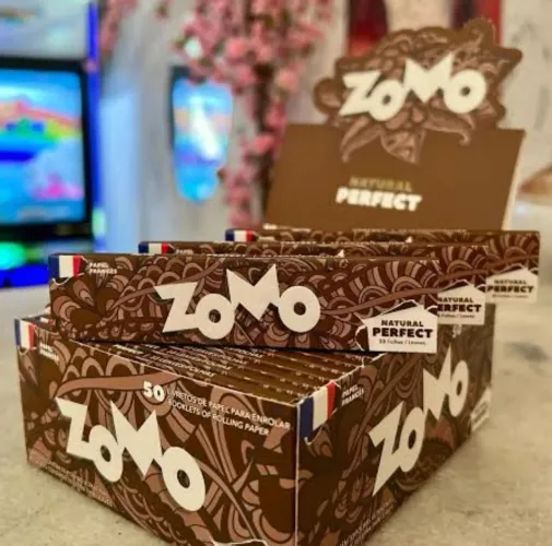 Caixa de Seda 50 livretos (1650 folhas Ultra Finas) ZOMO Natural sem cloro