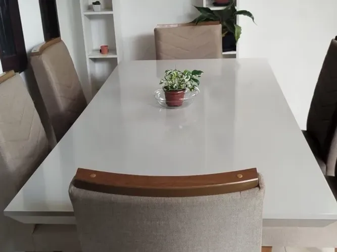 Mesa 6 cadeiras