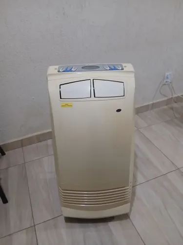 Ar-condicionado portátil Gree 12.000 BTUs 127V + mangueira e kit janela