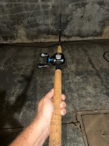 Vara rapala 17-30lb + carretilha Shimano slx