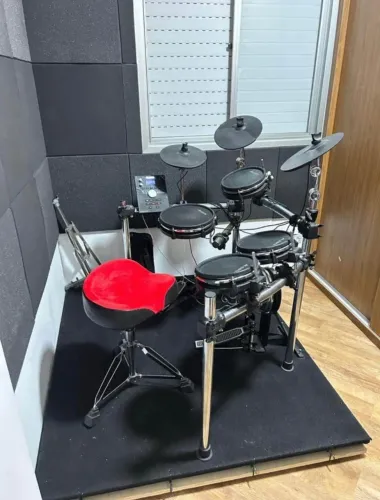 Bateria Eletrônica Alesis Command Peles em Mesh - Dualzone