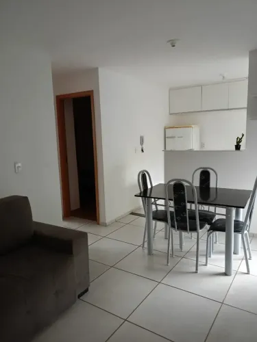 Apartamento semi mobiliado com 2 quartos por trás da Loja Carajás do Tabuleiro!