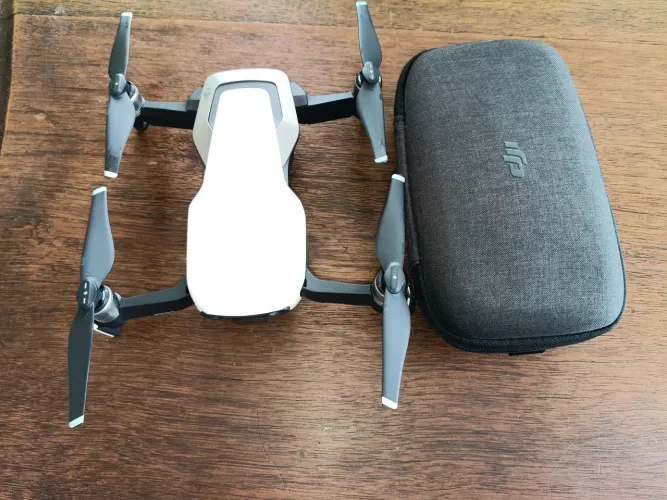 Drone DJI Combo Fly More Mavic Air Impecável