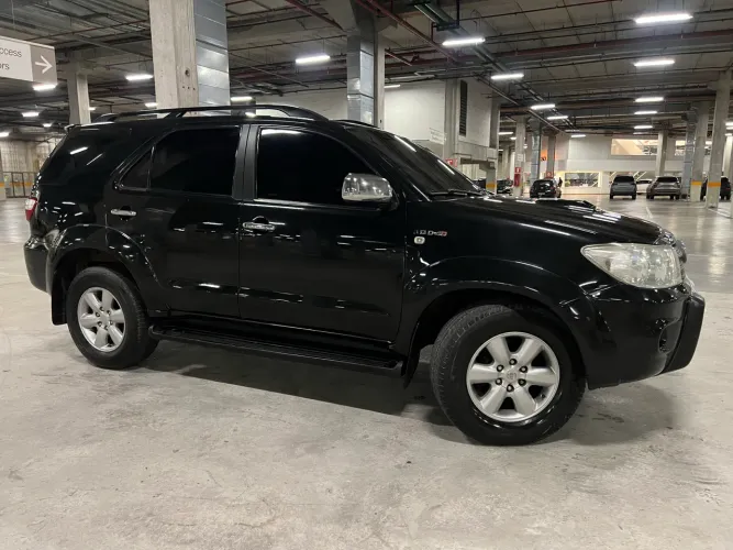 Toyota Hilux SW4 SRV D4-d 4X4 3.0 TDI Dies. AUT 2006