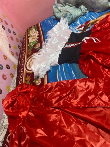 vendo fantasia da chapeuzinho vermelho,tamanho (P) porém eu n entrego 