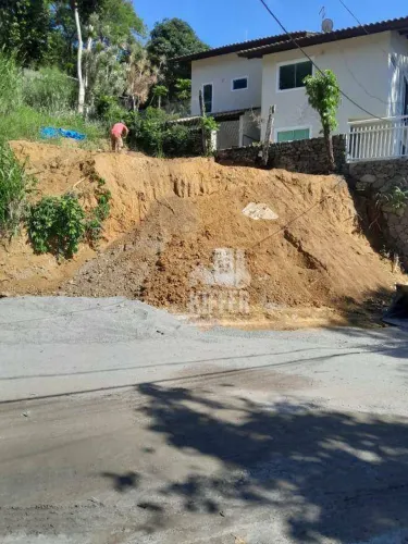 Terreno à venda, 544 m² por R$ 330.000,00 - Itaipu - Niterói/RJ