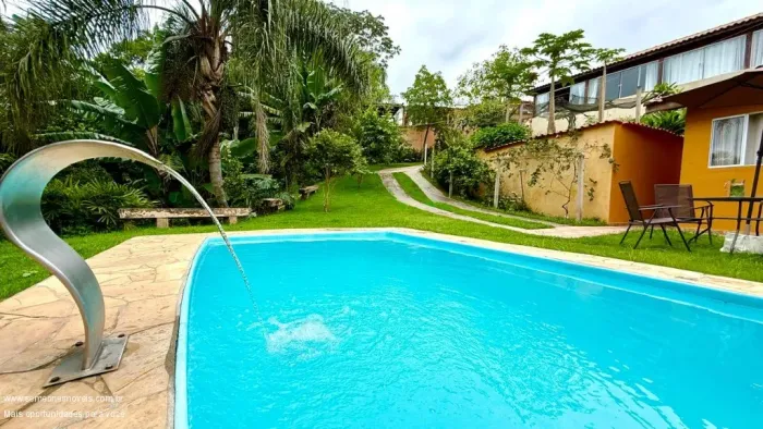 CHÁCARA COM 8.375 M² EM GUARAREMA COM CASA DE HOSPEDES INDEPENDENTE