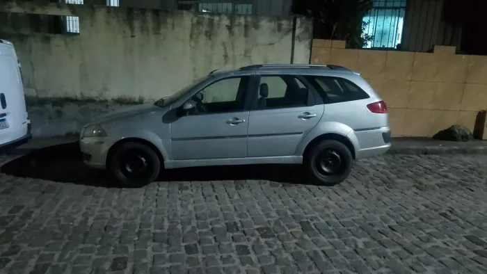 Fiat Palio Week. Attractive 1.4 Fire Flex 8V 2014