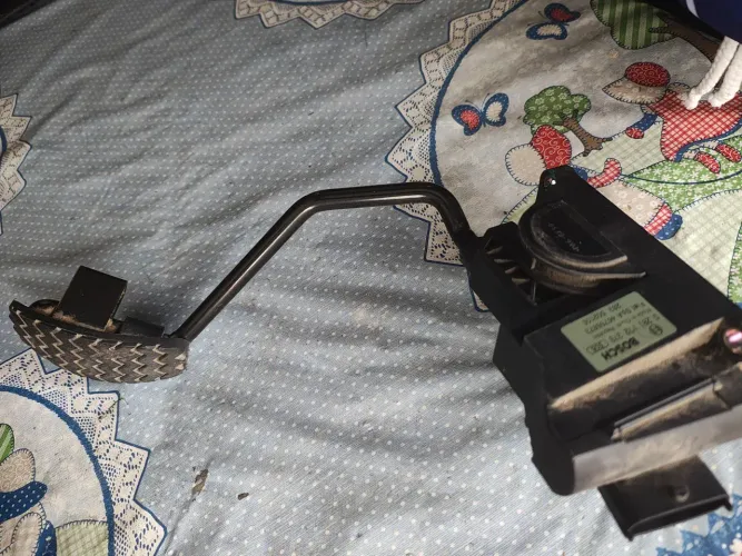 Pedal sensor acelerador 