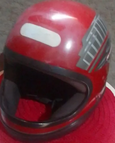 Capacete