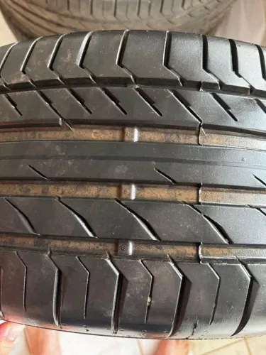 Conjunto de pneus continental aro 19