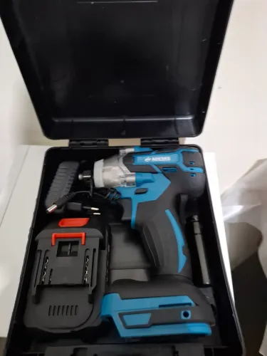 Chave de impacto parafusadeira a bateria mesma dtw300 da makita