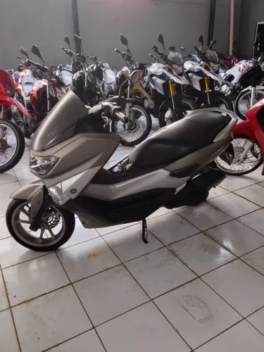 YAMAHA NMAX 160