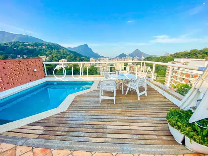 Cobertura Duplex para Venda na Gávea com 350m² 4 Quartos 2 Vagas Predio com Infra Total Po