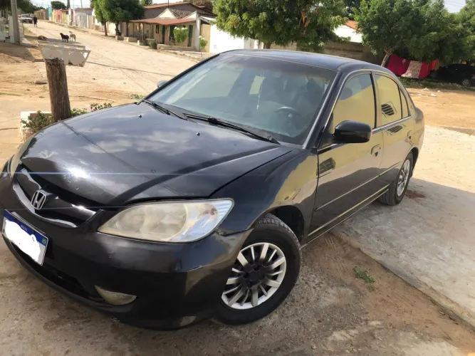 Honda Civic Sedan LX 1.7 16V 115cv Mec. 4P 2005
