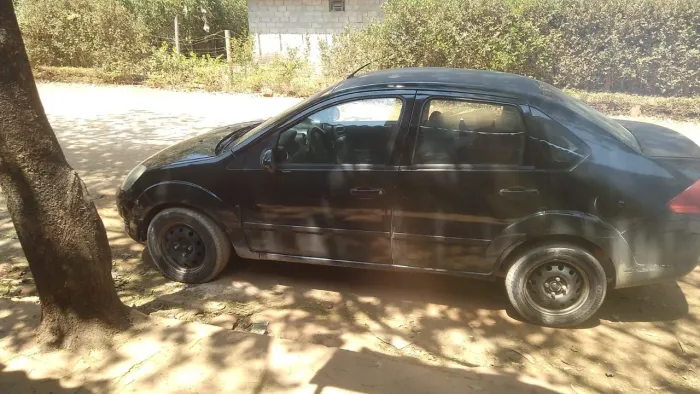 Ford Fiesta Sed. 1.6 8V Flex 4P 2006