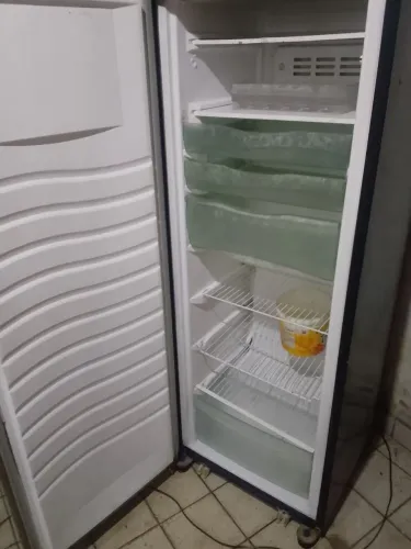 Freezer vertical Brastemp congelando perfeitamente