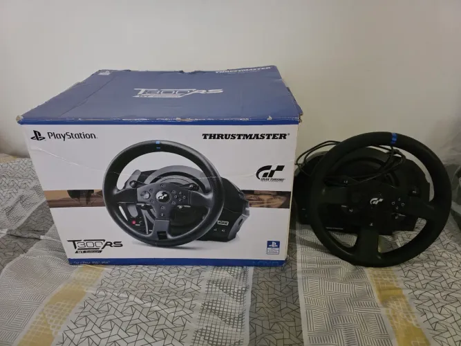 Volante Thrustmaster T300RS GT