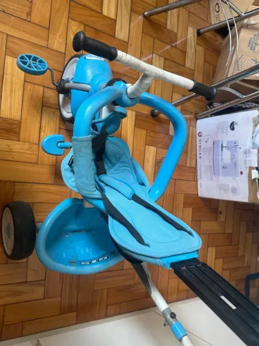 Vendo este triciclo