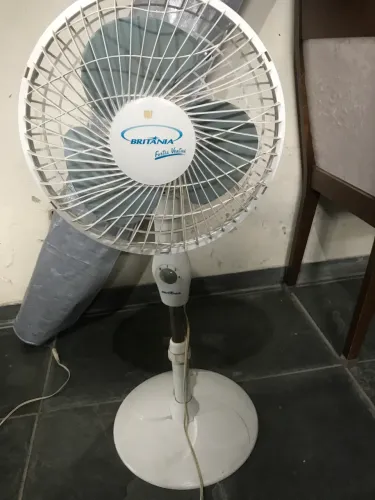 Ventilador Britânia de chão