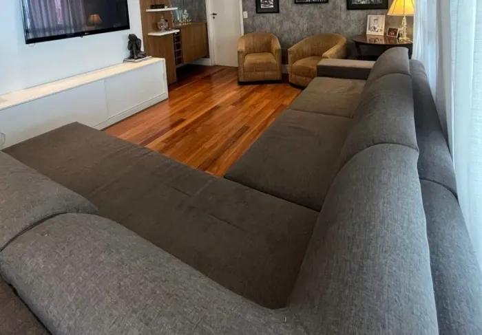 Sofa confortável marca breton