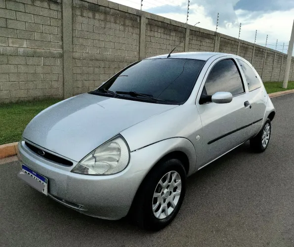 Ford KA GL 1.0i Zetec Rocam 2001