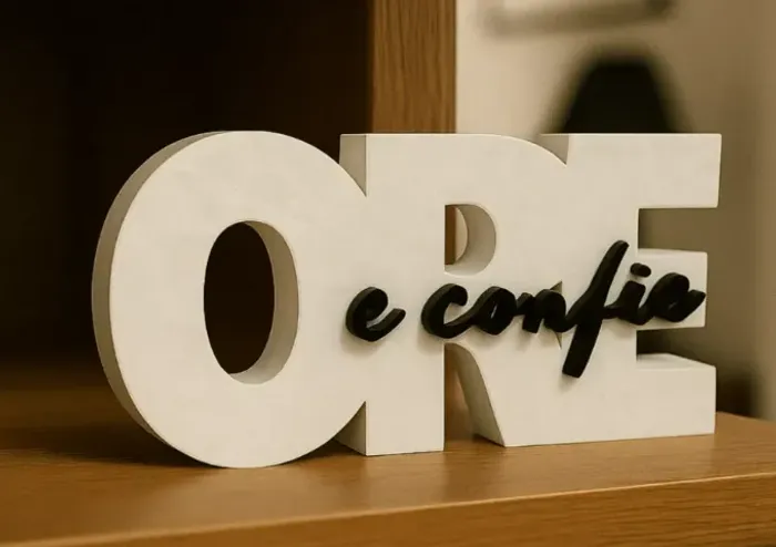 Letreiro - ORE E CONFIE