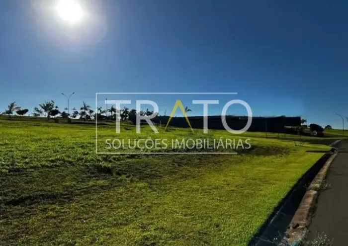 Terreno à venda no Condomínio Haras Patente