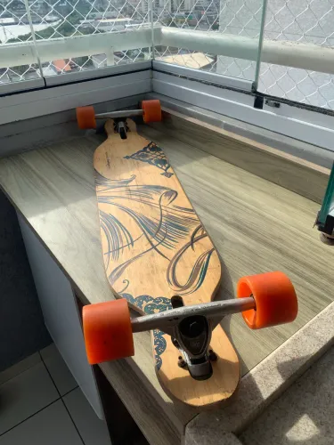 Longboard Loaded + Skate