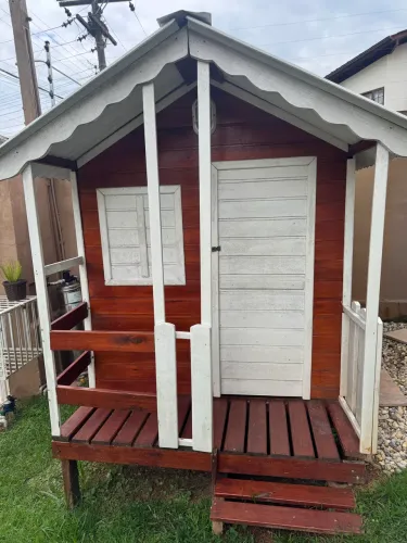 Casinha infantil de Angelim 