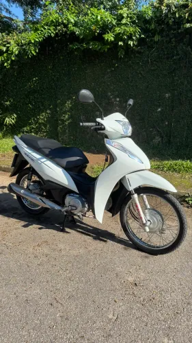 Biz 2021 Único Dono com 5.200km