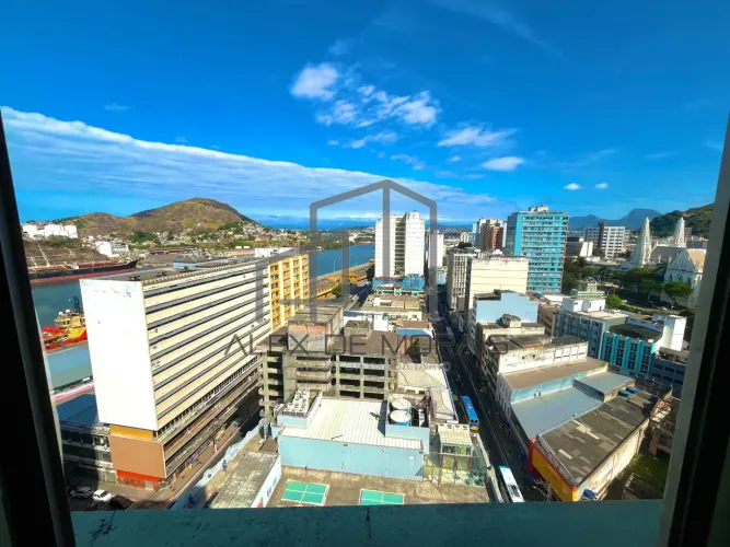 Sala Comercial de 40 m² à Venda no Centro de Vitória  Andar Alto e Vista para o Mar