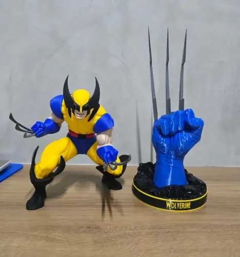 Suporte Dualsense + Boneco Wolverine