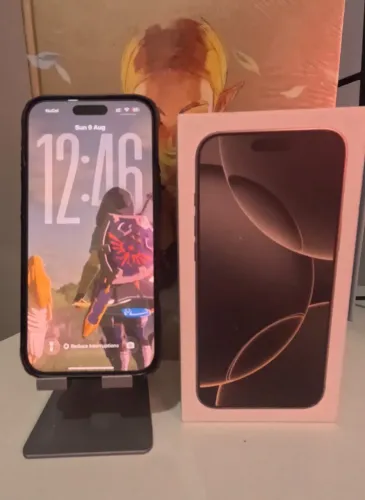 iPhone 16 Pro Max 256GB - Titânio Natural