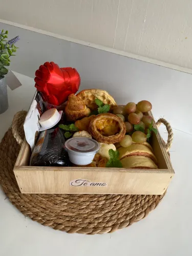 Cesta de café da manhã a pronta entrega para surpreender nas primeiras horas do dia