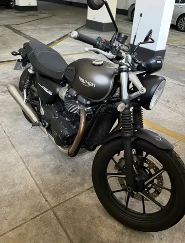 Triumph Street Twin 900 Cc 