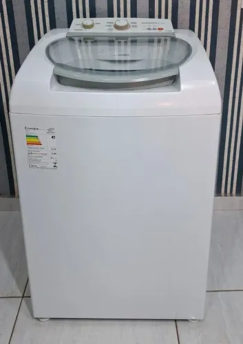 Vendo máquina de lavar roupa Brastemp 11kg moderna funcionando perfeitamente!