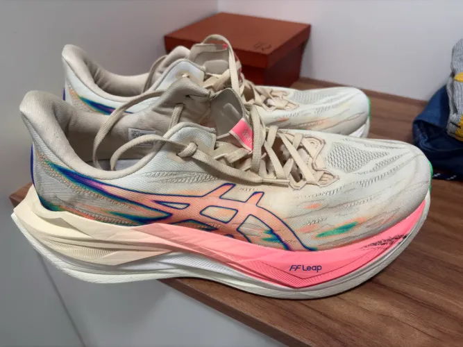 ASICS Superblast 3 Tamanho 42 - 129 km - NF + Garantia