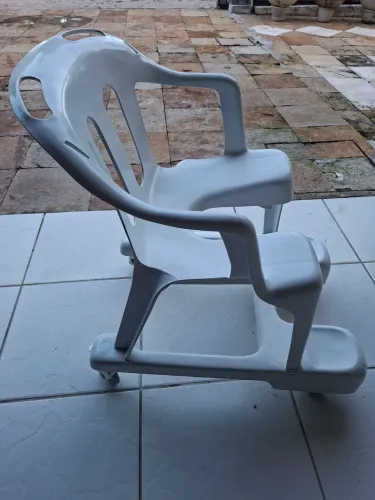 Cadeira de banho e higiene Marfinite