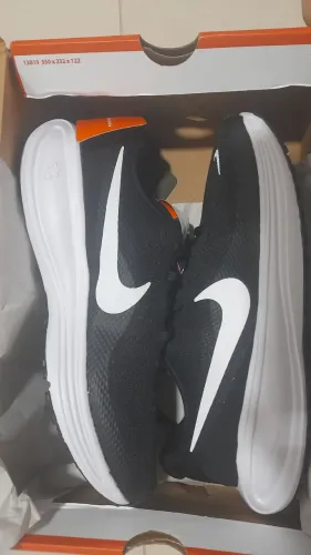 Tênis Nike revolution 8 Novo
