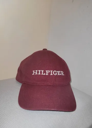 Boné Tommy Hilfiger Original Vermelho/Marsala Ajustável